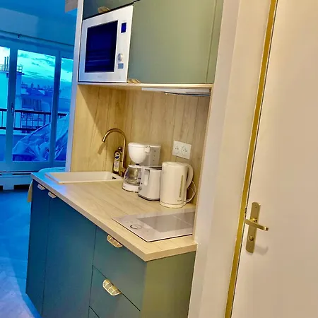Apartment 16eme, Neuf, Dore So Chic Et Balcon Paris